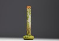 Émile GALLÉ (1846-1904) Acid-etched multi-layered glass vase decorated with maple flowers, signed with a star.