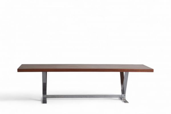 Table basse, plateau en palissandre à piètement chromé en V, design Scandinave, vers 1960-70.