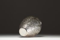 Solid silver vase with repoussé floral decoration, hallmarked H 800.