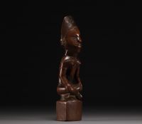 Female figure - Yombé - Rep.dem.Congo