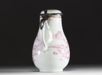 China - Covered pitcher in Compagnie des Indes porcelain decorated with mountain landscapes, 18th century.