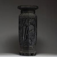 Japan - Imposing carved slate vase with rich decoration of a tiger in a bamboo forest. Meiji period