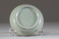 Petit plat en porcelaine céladon, Chine, probablement dynastie Song/Yuan