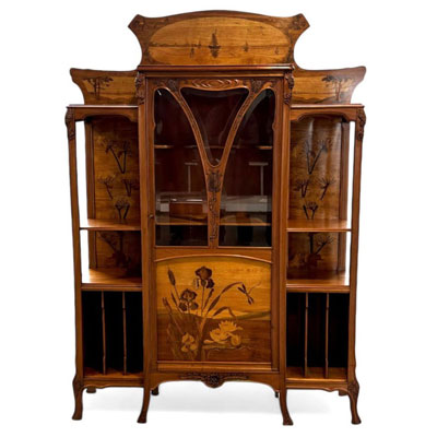 Art Nouveau walnut display cabinet, richly inlaid with irises, water lilies and dragonflies, Ecole de Nancy, circa 1900.