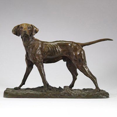 Pierre-Jules Mène (1810–1879). Épreuve en bronze à patine brune figurant un épagneul. Signée sur la terrasse. Travail français du XIXᵉ siècle.