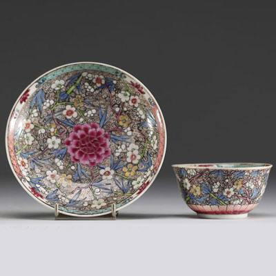 China - Bowl and plate in polychrome porcelain with floral decoration, 18th century.