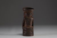 Papouasie Nouvelle Guinée - Mortier à bétel en bois sculpté, embouchure du fleuve Sépik.