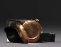 Pocket watch in 18k gold, total weight 24 g.