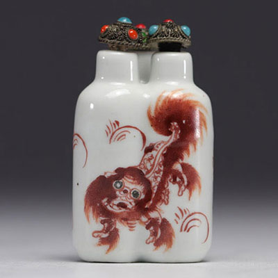 Chine - Tabatière à décor de Lions, XIXe siècle.