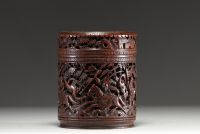 Asia - Covered carved bamboo box depicting a battle scene, early 19th century.