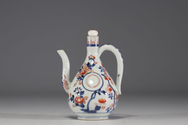 China - Polychrome porcelain teapot, 18th century.
