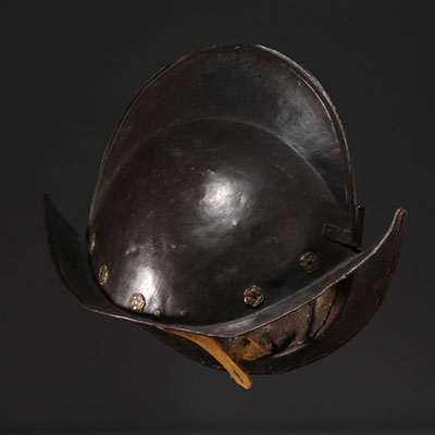 Morion helmet, Nuremberg, dating from the 16th century.