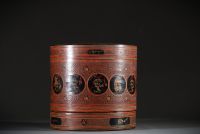 Birmanie - Grande boîte à bétel en bois de bambou tressé et laqué à décor des signes du zodiac et motifs floraux, XIX-XXème.