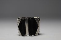 Hector AGUILAR attr. à - Modernist silver and nubuck bracelet.