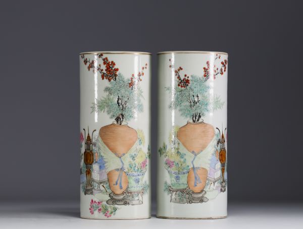 China - Pair of famille rose scroll vases decorated with flowers and poems, 19th century