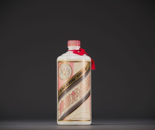 Chine - Kweichow Maotai, Baijiu, luxueuse Eau de Vie de Sorgho, époque République.