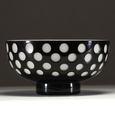 Lukas JABUREK (XX) Moser Carlsbad, attr. to - Lined glass bowl.