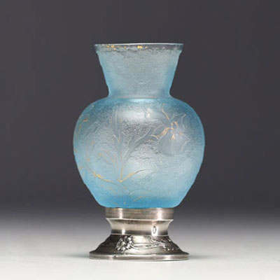 DAUM Nancy - Small acid-etched frosted glass vase on silver pedestal, hallmarked, unsigned.