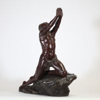 Claire-Jeanne-Robert COLINET (Bruxelles, 1880 – Paris, 1950) L'Invocation – Épreuve en bronze à patine brune, signée sur la terrasse