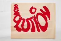 Mai 68 – RÉVOLUTION  Affiche originale réalisée en sérigraphie couleur rouge. École Nle Supérieure des Beaux-Arts, toute sa marge non coupée, traces de plis. Sujet intact. Non entoilée  41,6X53,5 cm