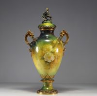 Franz A. MEHLEM (Royal Bonn) - Large covered earthenware vase with floral and gold decoration, artist F. Nage, 19th-20th century.