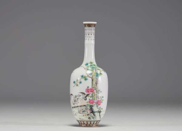 China - Polychrome porcelain vase decorated with flowers and birds, mark under the piece.
