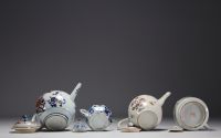 Chine - Ensemble de quatre théières en porcelaine polychrome, XVIIIème.
