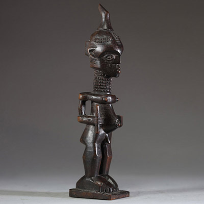 Afrique RDC - Statuette Luluwa en bois sculpté, Congo RDC, XXème.