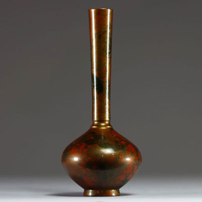 Japan - Bronze vase, Murashido technique with red and gold patina, Taishō period, 20th century, mark under the piece.