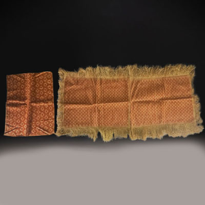 2 Tapestry - velvet with geometric decoration - Pende Rep.Dem.Congo