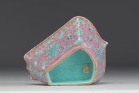 China - Famille rose porcelain bowl decorated with flowers.