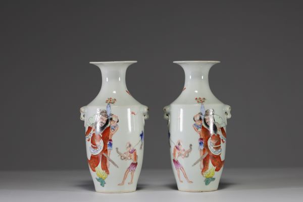 China - Pair of pink family polychrome porcelain vases decorated with characters and poems, Republic period, mark under the pieces.