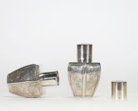 Paire de pots à thé en argent massif à décor gravé, Chine, XIXe siècle Paire élégante de pots à thé hexagonaux en argent massif, chaque face finement gravée de motifs floraux, d'oiseaux en vol ou perc