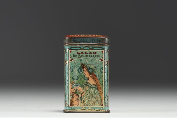 Henri PRIVAT-LIVEMONT (1861-1936) Cacao De Beukelaer, lithographed box, Antwerp, circa 1900.
