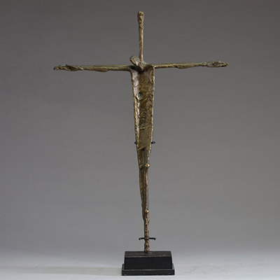 Erwin HUBER (1929-2006) Christ brutaliste en bronze, vers 1980.