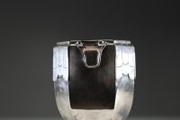 Augustin SOLAGGIO (XIX-XX) Art Deco champagne bucket and stand in silver-plated metal and ebony, goldsmith's hallmark.