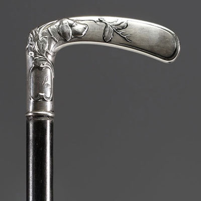Cane with Art Nouveau floral motif in sterling silver, hallmarked 800 ES.