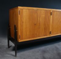 Alfred HENDRICKX (1931-2019) pour Belform - Enfilade quatre portes et quatre tiroirs, vers 1956.