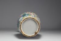 China - Large famille rose porcelain vase with figures, 19th century.