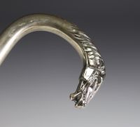 Alpacca cane with horse head motif.