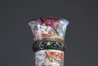 Hermann BÖHM (1850-1922) Rare and important enamel and silver horn decorated with antique scenes overhanging a Protome, Vienna, 19th century.