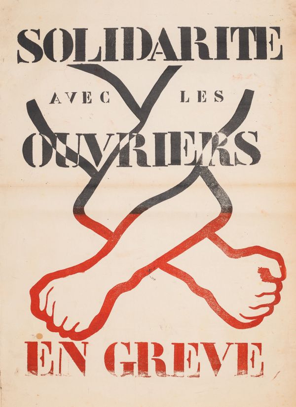 Mai 68 – Solidarité avec les ouvriers en grève  Affiche originale réalisée en sérigraphie deux couleurs rouge et noir. École Nle Supérieure des Beaux-Arts, toute sa marge non coupée, traces de plis, petites déchirures dans les marges, sujet intact. Non entoilée  85X62 cm