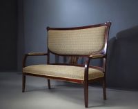Gustave SERRURIER BOVY (1858-1910) Two seater bench, wooden frame and original tapestry.