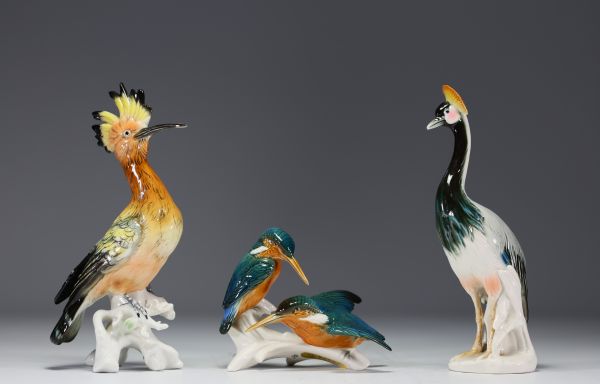 Manufacture Karl ENS - SAXE - Volatiles en porcelaine émaillée polychrome