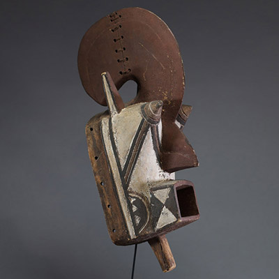 Afrique - Masque de forgeron « Kobiay » Bwa en bois polychrome, Burkina Faso . Bois, polychromie, 1ère moitié XXème.