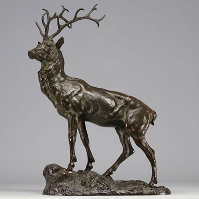Pierre-Jules MÈNE (1810-1879) Bronze stag with brown and green patina, signed.