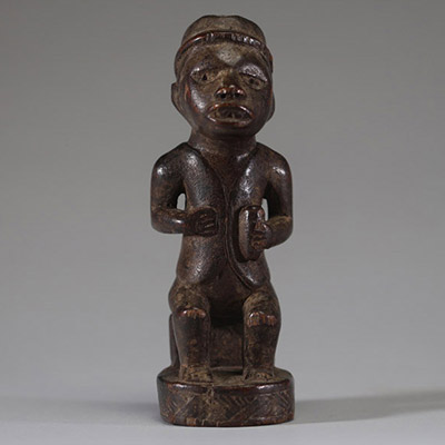 Afrique RDC - Statuette Bakongo, sommet de canne (?) en bois sculpté, très belle patine, Congo RDC, 1ère moitié XXème.