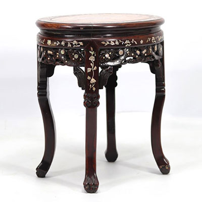 Chine - Table en bois dur et incrustation de nacre pour le marché Peranakan nyonya, vers 1900.