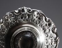 Solid silver fruit bowl with rocaille decoration.
