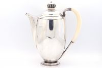 Axel SOLOMONSEN (20th century) Solid silver coffee service, hallmarked 925.